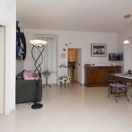 La Casa Di Susanna Apartment *