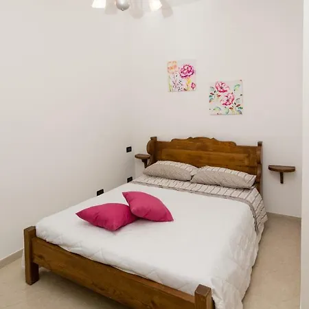 La Casa Di Susanna Apartment *